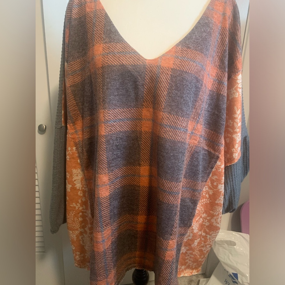 Cato plus size 26/28 long sleeve orange plaid super soft top. Lightweight.